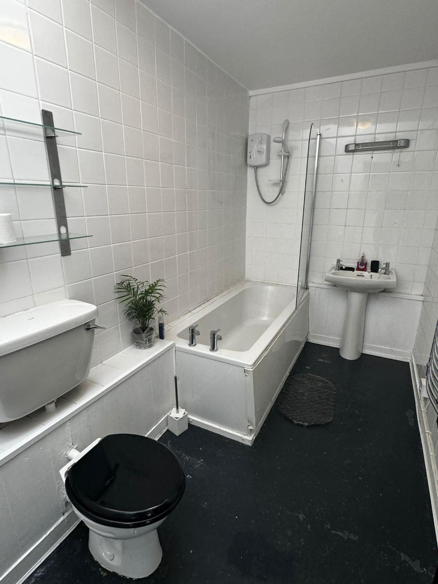 Victoria Street View Flat In Eb10 * Edinburgh
