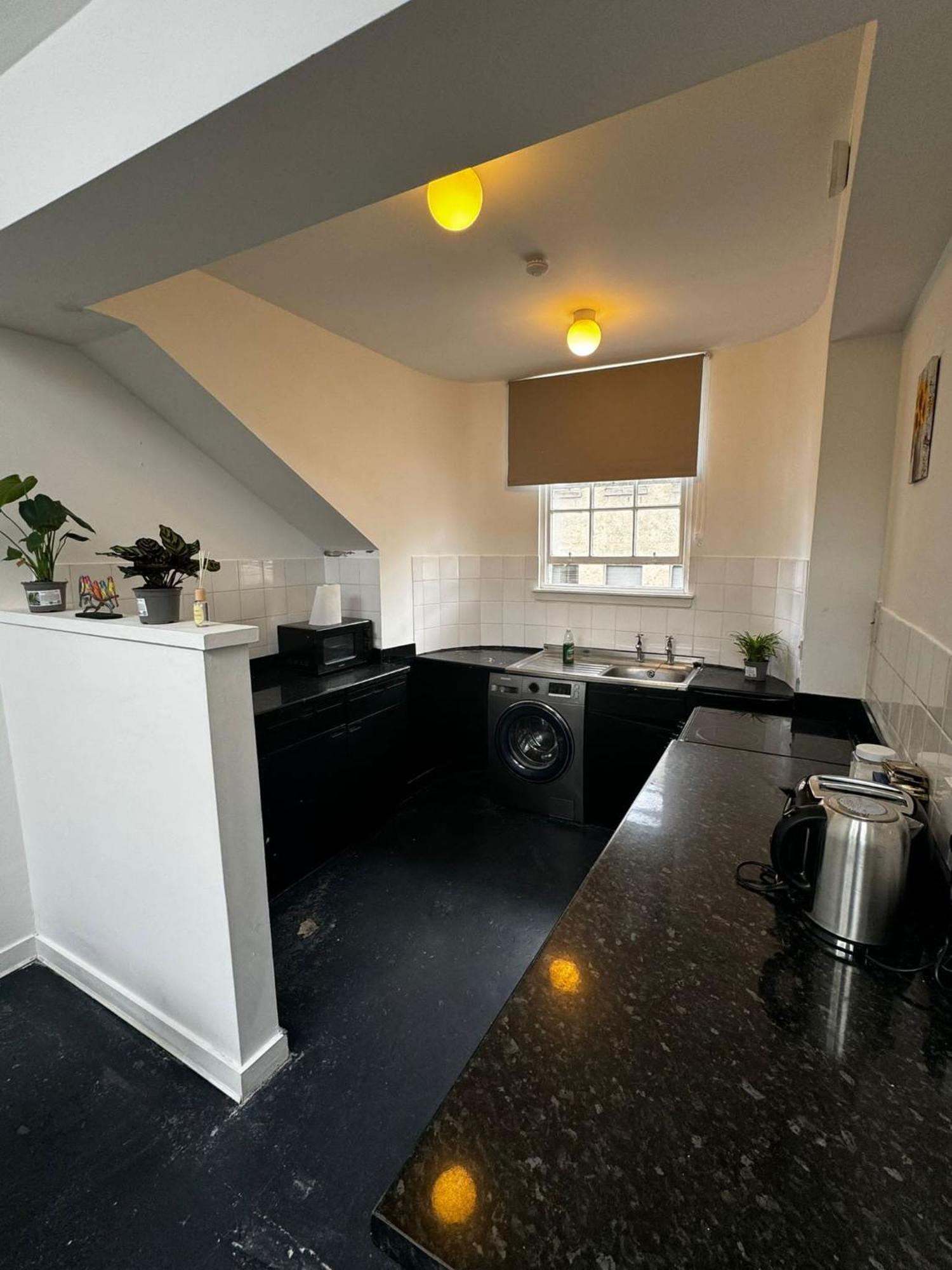 Victoria Street View Flat In Eb10 Apartment Edinburgh